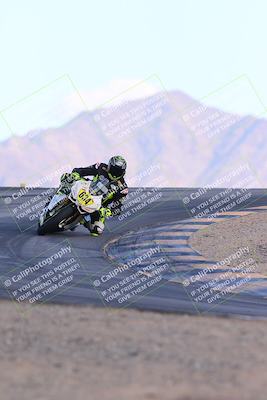 media/Nov-16-2024-CVMA (Sat) [[0e4bb1f32f]]/Race 11-Amateur Supersport Open/